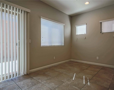 1143 Jesse Harbor Avenue - Photo Thumbnail 9