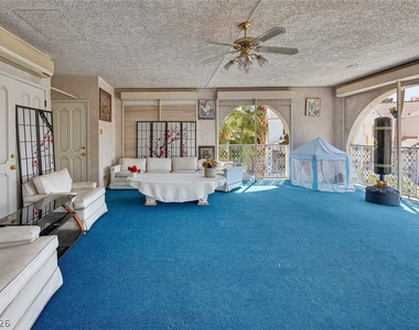 2834 Queens Courtyard - Photo Thumbnail 43
