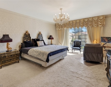 2834 Queens Courtyard - Photo Thumbnail 10