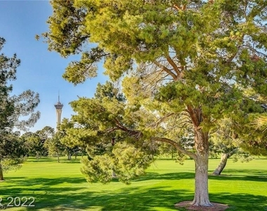 2834 Queens Courtyard - Photo Thumbnail 47