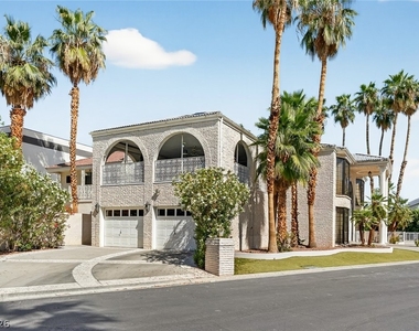 2834 Queens Courtyard - Photo Thumbnail 14