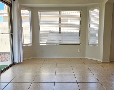 4931 Lunetto Avenue - Photo Thumbnail 14