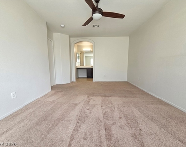 4931 Lunetto Avenue - Photo Thumbnail 16