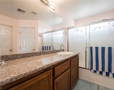 7286 Mosaic Terrace Street - Photo Thumbnail 10