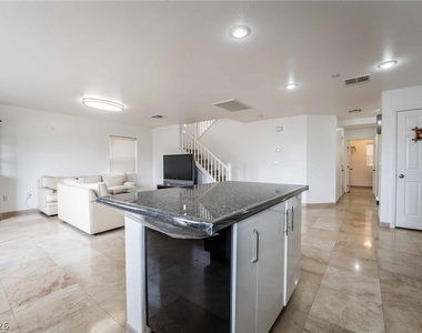 7286 Mosaic Terrace Street - Photo Thumbnail 4