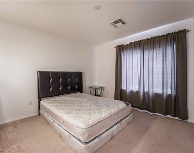 7286 Mosaic Terrace Street - Photo Thumbnail 12