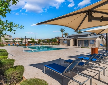 2830 Matador Red Avenue - Photo Thumbnail 15