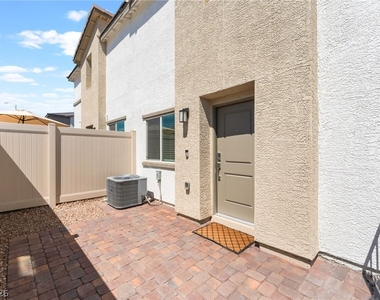 2830 Matador Red Avenue - Photo Thumbnail 12