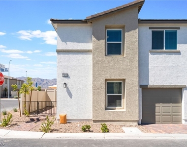 2830 Matador Red Avenue - Photo Thumbnail 18