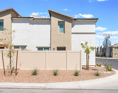 2830 Matador Red Avenue - Photo Thumbnail 17