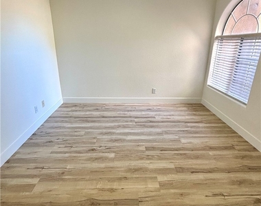 3677 Renovah Street - Photo Thumbnail 18