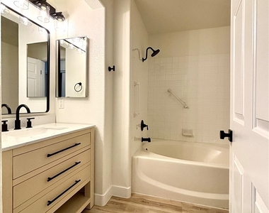 3677 Renovah Street - Photo Thumbnail 13