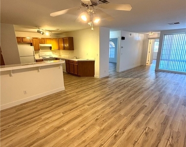 3677 Renovah Street - Photo Thumbnail 8