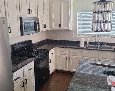 4739 Golden Shimmer Avenue - Photo Thumbnail 1
