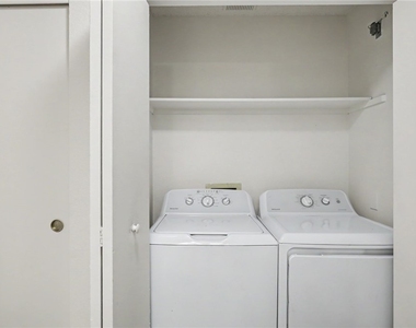 4151 Gannet Circle - Photo Thumbnail 18