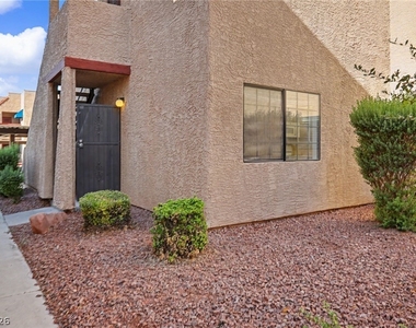 4151 Gannet Circle - Photo Thumbnail 4