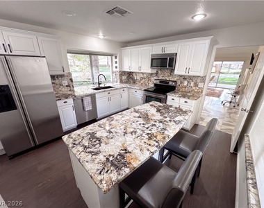 7068 Bright Springs Court - Photo Thumbnail 9