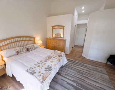 7068 Bright Springs Court - Photo Thumbnail 4