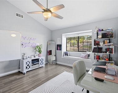 250 Garfield Drive - Photo Thumbnail 30