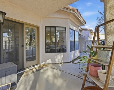 250 Garfield Drive - Photo Thumbnail 38