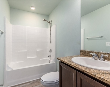 4518 Dover Straight Street - Photo Thumbnail 6