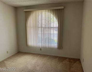 930 Stetson Drive - Photo Thumbnail 10