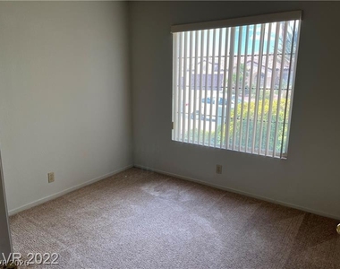 930 Stetson Drive - Photo Thumbnail 11