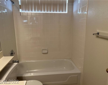 930 Stetson Drive - Photo Thumbnail 13