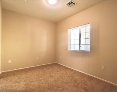 5920 Palmilla Street - Photo Thumbnail 8