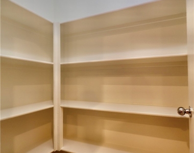 5920 Palmilla Street - Photo Thumbnail 13