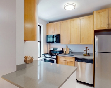 2 West 111th Street - Photo Thumbnail 5