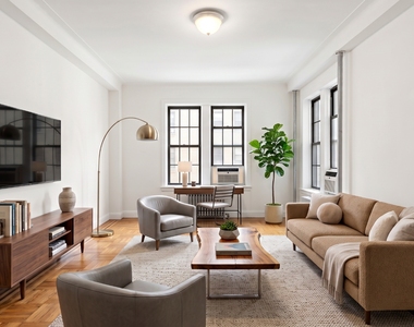 260 Convent Avenue - Photo Thumbnail 3