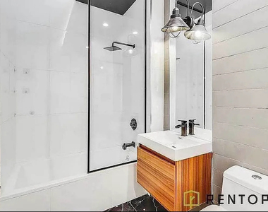 894 Bushwick Avenue 5A - Photo Thumbnail 4
