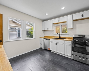 20 Duke St - Photo Thumbnail 5