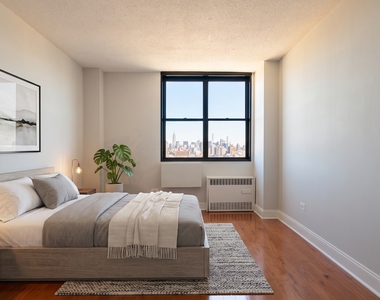 3333 Broadway - Photo Thumbnail 3