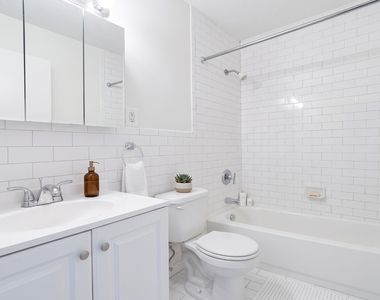 3333 Broadway - Photo Thumbnail 10