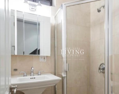 Avenue B - Photo Thumbnail 1