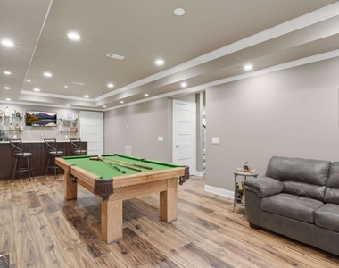 8205 Applewood Court - Photo Thumbnail 29