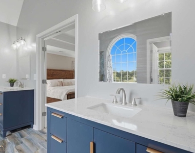 8205 Applewood Court - Photo Thumbnail 19