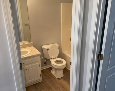 3033 Winding Grove Drive - Photo Thumbnail 11