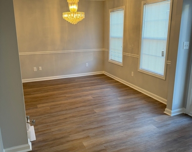 3033 Winding Grove Drive - Photo Thumbnail 2