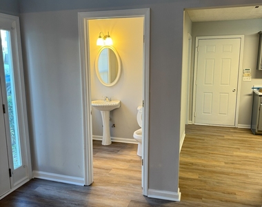 3033 Winding Grove Drive - Photo Thumbnail 3