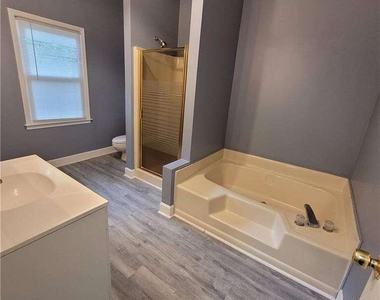 140 Byers Street - Photo Thumbnail 13