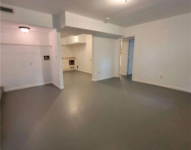 140 Byers Street - Photo Thumbnail 15