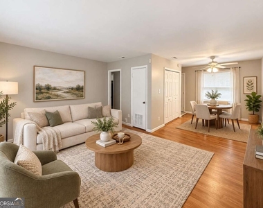 2319 Collier Drive - Photo Thumbnail 2