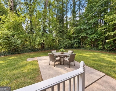 2319 Collier Drive - Photo Thumbnail 9