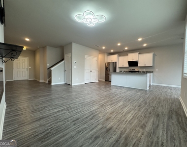 138 Millers Lane - Photo Thumbnail 4