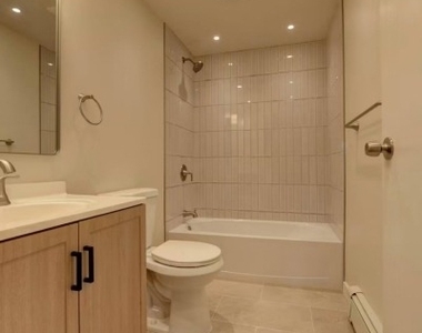275 Main St - Photo Thumbnail 10