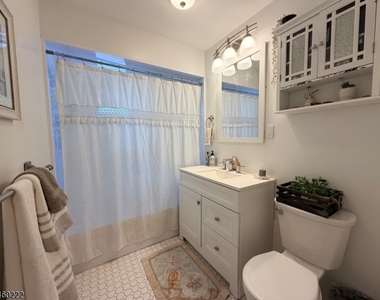 61 Star Lake Rd - Photo Thumbnail 7