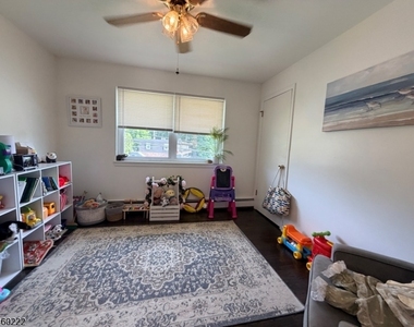 61 Star Lake Rd - Photo Thumbnail 5